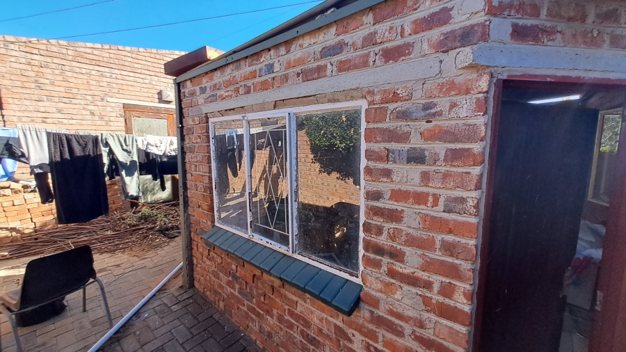 14 Bedroom Property for Sale in Universitas Free State